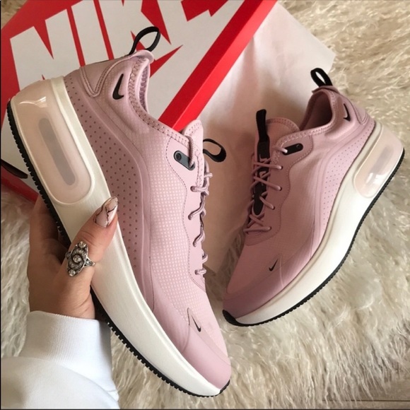 NWT Nike Air Max Dia Rare - Picture 2 of 8